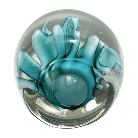 Vintage 1990s Abstract Sea Life Art Glass Paperweight Turquoise Clear Handblown - Picture 6 of 8
